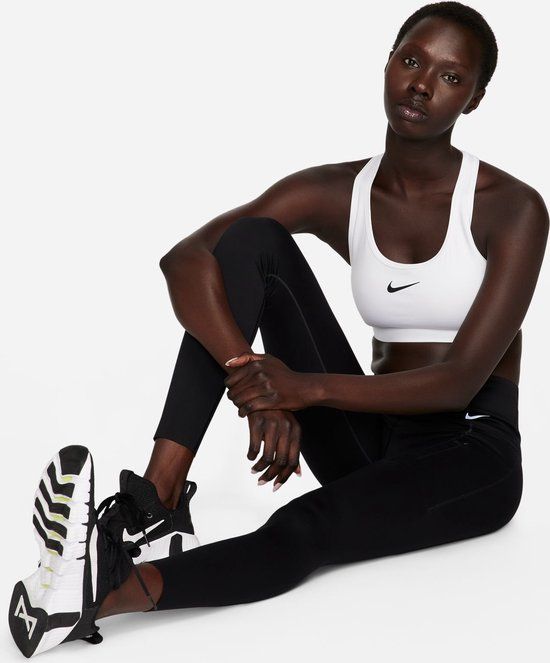 Nike Dri-FIT Swoosh Sportbeha - Dames - Wit - Maat M