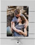 HAES DECO - Houten Fotolijst Cergi verticaal wit met metalen hartje voor foto 10x15