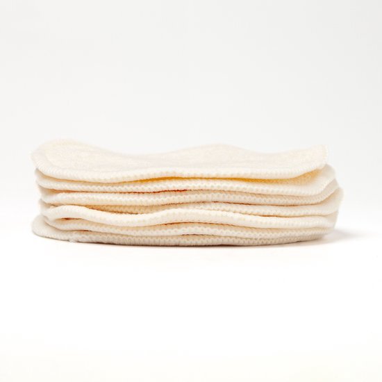 Kanjo - Herbruikbare wattenschijfjes - Cotton pads - 4 Herbruikbare grote wasbare wattenschijfjes – Gezichtsdoekjes - Organisch katoen - Duurzaam cadeau - Soft &amp; organic cotton - Reusable makeup remover pads - Set with 4 pads + mesh bag