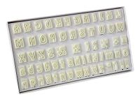 PME 106M001 JEM alfabet-uitsteker voor het decoreren van suikerwerk en cake, assortiment, 64-delig, kunststof, ivoor, 2 x 2 x 2 cm