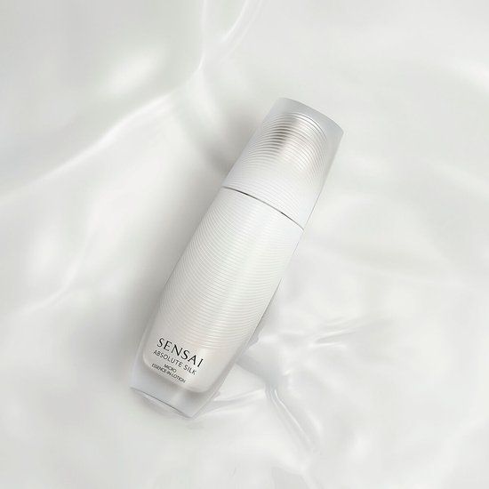 Sensai Absolute Silk Micro Essence-In-Lotion Gezichtslotion 125 ml Vrouwen