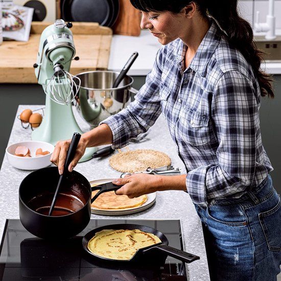 KitchenAid Classic Forged Steelpan - 16cm / 1.5L - Ceramic Non-Stick - Black