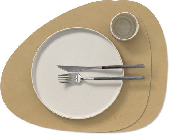 LIND DNA Placemats Nupo - Leer - Khaki - Curved - 44 x 37 cm - 2 Stuks