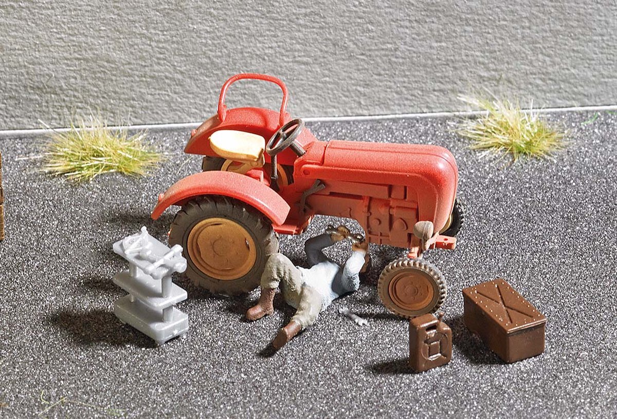 Busch & Müller - A-set: Traktorreparatur H0 (2/21) * - BU7937- Model Making ?& ?Construction Toys (Hobbies and creative toys for kids)