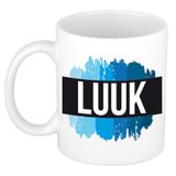 Bellatio Decorations Luuk naam cadeau koffie mok - beker - met blauw verfstrepen - Cadeau collega - vaderdag - verjaardag - meester - coach - 300 ml - wit