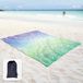 Wan GmbH Zijdezachte stranddeken met hoekzakken - Zandbestendige mat 270 x 205 cm - Gaastas voor strandfeest, reizen, kamperen en muziekfestival - Blauw violet zeegroen mandala
