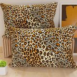 PETTI Artigiani Italiani - 1 paar kussenslopen 50 x 70 cm van microvezel, decoratief kussen voor slaapkamer, bank, woonkamer, set van 2 kussenslopen, oranje (Animalier), 100% Made in Italy