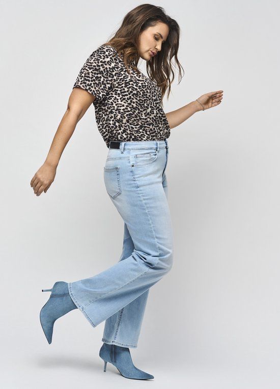 Carmakoma Carwilly High Waist Wide Leg Jeans - Light Blue Denim - Women's Size W44/L32