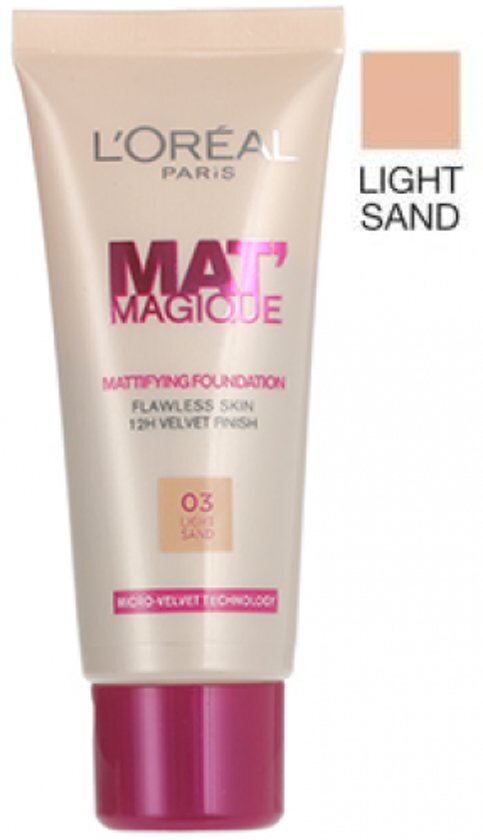 L'Oréal Loreal - Mat Magique Foundation - 03 Light Sand