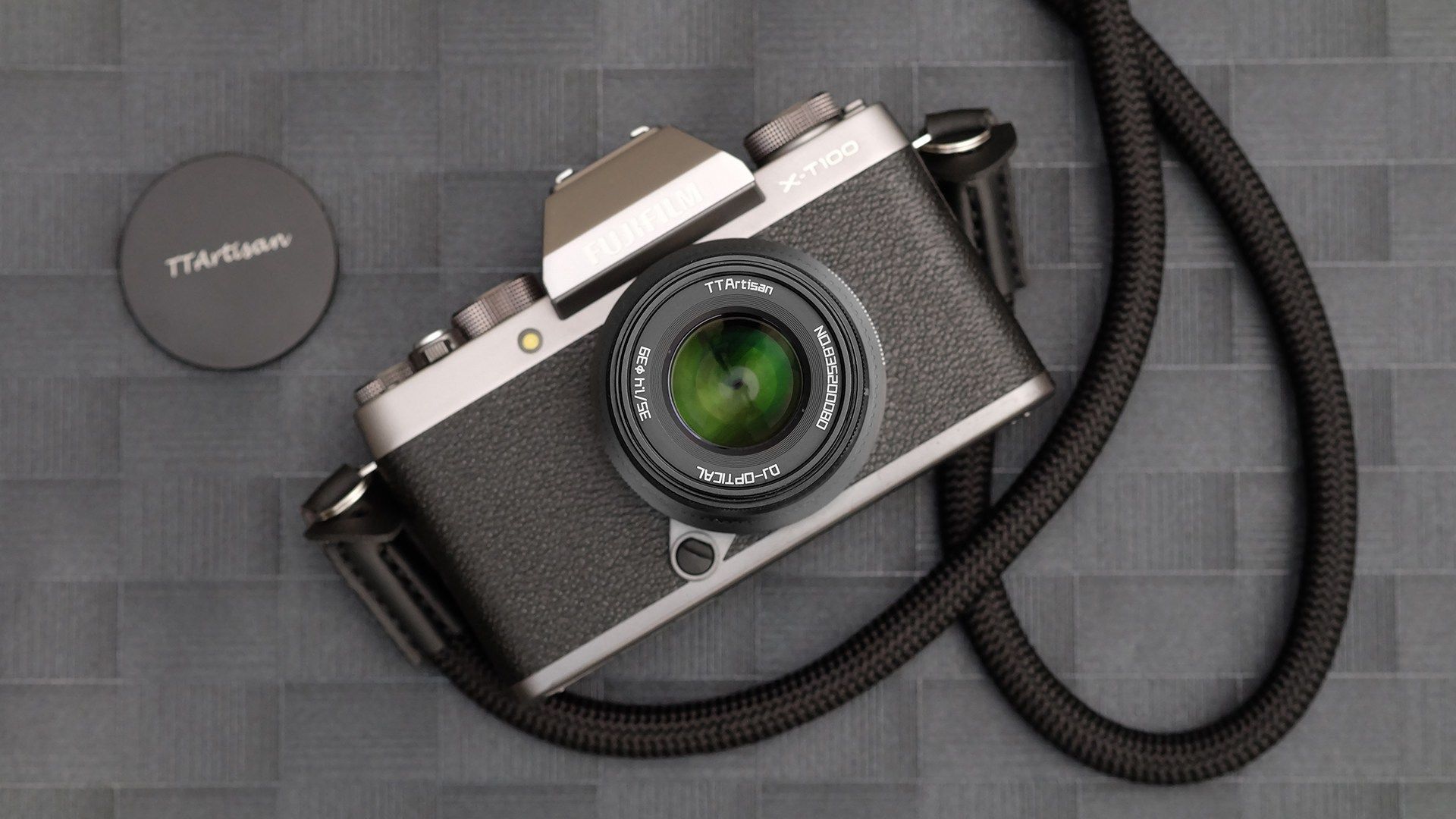 TTArtisan 35mm F1.4 APS-C Lens for Fujifilm X - Black