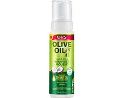 {"int": 14198, "string": null} ORS Olive Oil Hold & Shine Wrap Set Mousse 207 ml - Voor Gezond, Gehydrateerd en Glanzend Haar