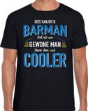 Bellatio Decorations Shoppartners Bv Deze kanjer is barman net als een gewone man maar dan veel cooler t-shirt zwart voor heren L