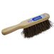 Brosse à main en bassine rigide