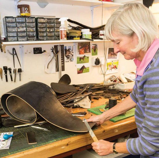 Draper Schoen of Leather Knife (115mm) - 5010559802012