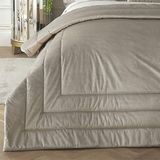 Laurence Llewelyn-Bowen Oesterlinnen fluwelen sprei - L220 cm x B150 cm - Box Frame Stitch - Luxe gewatteerde sprei in zilveren oester - superzachte fluwelen deken voor bed - fluwelen dekbed