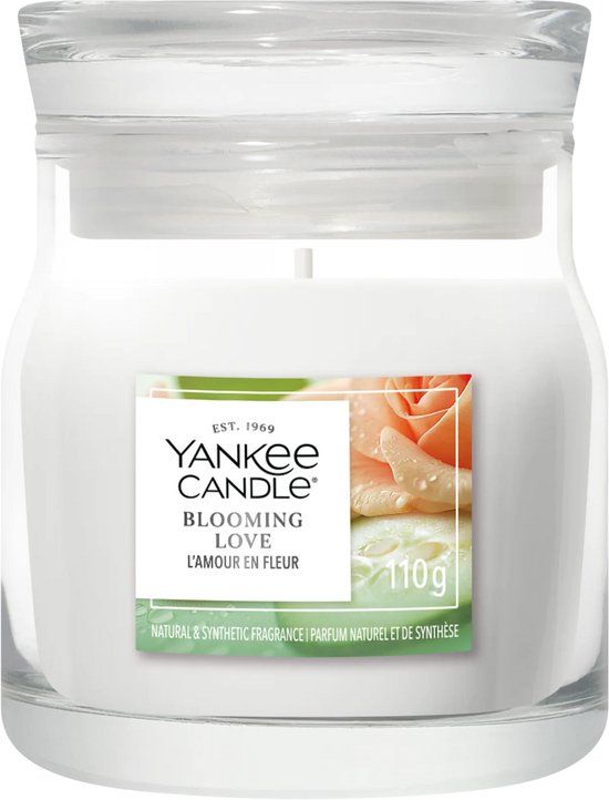 Yankee Candle Blooming Love Geurkaars Wit 1 stuk(s)