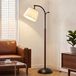 Lampe sur pied dimmable avec abat-jour en lin, pied en bois et une demi-sphère noire, 163 cm