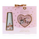 Accentra handverzorgingsset ROMANTIC DREAMS geschenkset in geschenkdoos, inclusief handcrème, nagelcrème, handlotion en handwarmer, geur: Tea Rose & Velvet, kerstcadeau voor dames met eekhoorn en hert