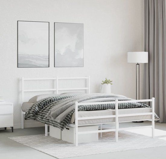 vidaXL Bedframe met hoofd- en voeteneinde metaal wit 140x190 cm