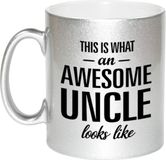 Bellatio Decorations Awesome uncle looks like cadeau - koffiemok - 300 ml - verjaardag -
