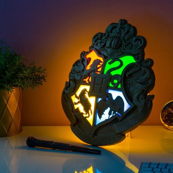 Paladone Harry Potter Hogwarts Crest Lamp with Remote Control