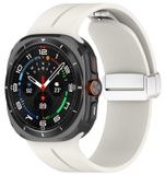 Wigento Samsung Galaxy Watch Ultra 47mm: Grooved siliconen band met magnetische sluiting, beige