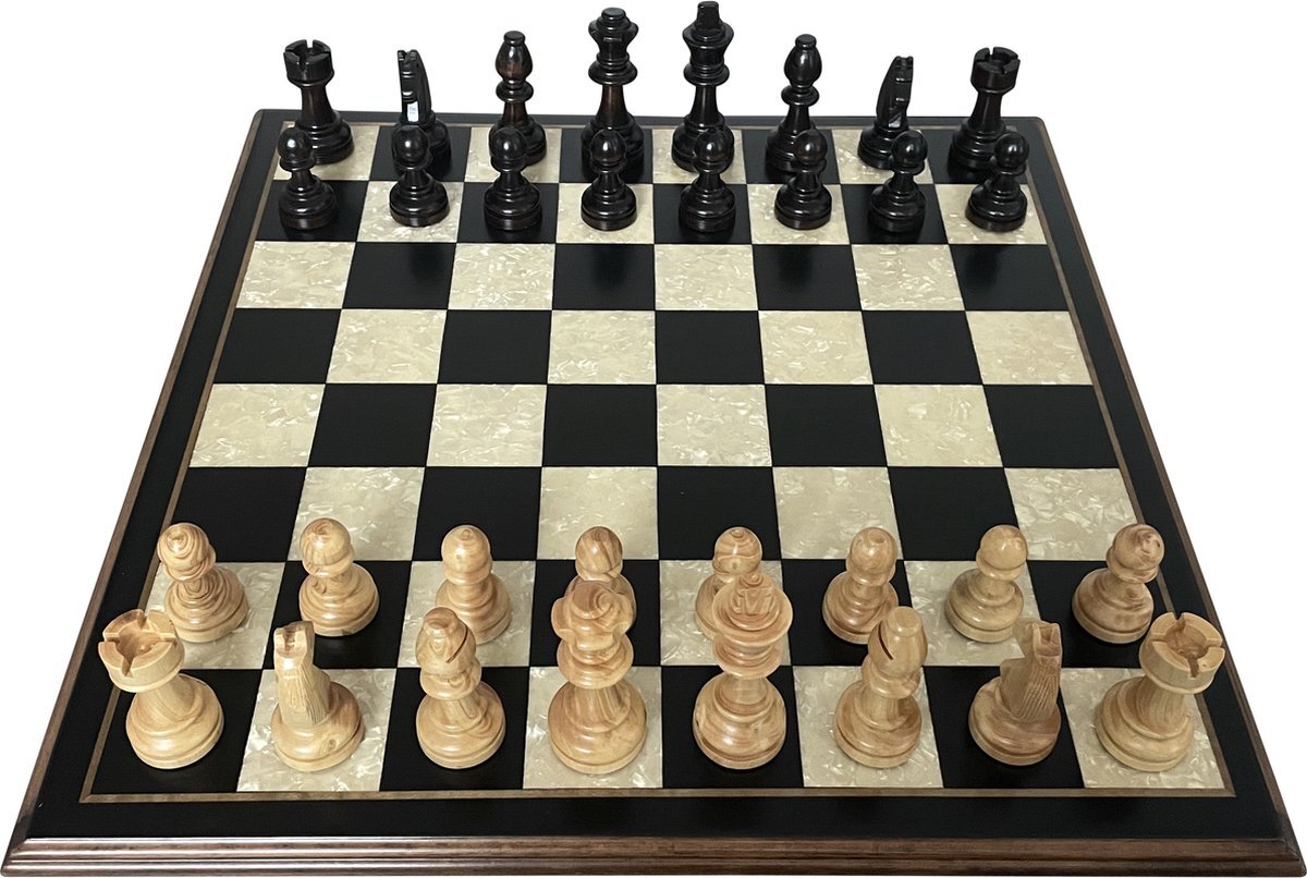 Helena Wood Art Handgemaakte houten schaakbord met schaakstukken - Luxe uitgave - Hoge kwaliteit - Schaakspel - Schaakset - Schaken - Volwassenen - Chess - 40 x 40 cm