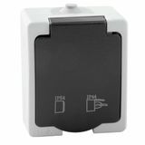 IP54 waterdicht en stofdicht stopcontact, ideaal voor buiten en vochtige ruimtes.