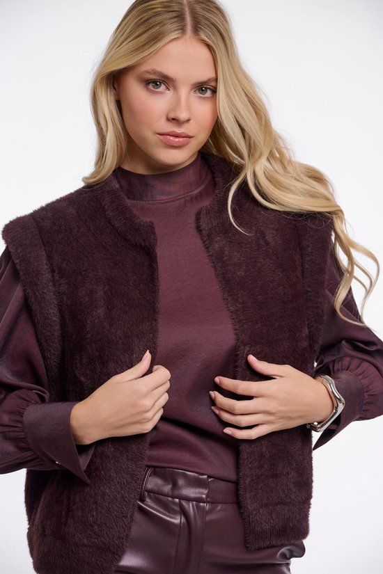 Rino & Pelle Elona waistcoat Fudge cloak