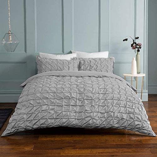 Sleepdown Rouched Pleat Light Grey Bedding Single Duvet Cover Set with Pillowcases, Ribbed Folds, Grey Piping, Easy Care, Soft, for Single Bed (135 x 200 cm), Polyester