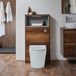 Hudson Reed Meuble WC – Avec cuvette à poser Colby – 60 cm – Chêne foncé – Bouton de chasse chromé – Avec LED