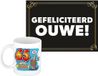 Bellatio Decorations Verjaardag cadeau koffiemok - thema 65 jaar - man - zwaarder - met gefeliciteerd ouwe wenskaart - A5 - leeftijd humor