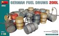 MiniArt Modelbouwpakket Militaire voertuigen - 49002 German Fuel Drums 200L Set Plastic - 1:48 - Modelbouw