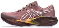 ASICS Novablast 5 TR W - Trail Hardloopschoen - Burgundy - Maat 4.5UK