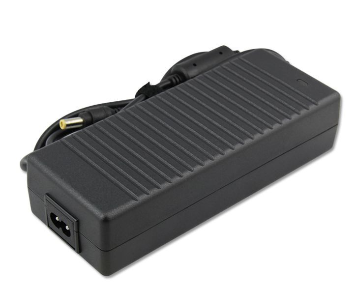 CoreParts MBXAC-AC0001 Laptop Adapter 135W - Black