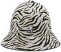 Kangol Bob Kangol Carnival Casual Unisex Volwassenen S Witte Zebra Bucket Hat