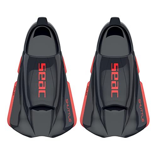 Seac Unisex Shuttle 100% siliconen korte vinnen voor zwemmen Ontworpen voor sterkte of cardio training, zwart/rood, 8/9UK