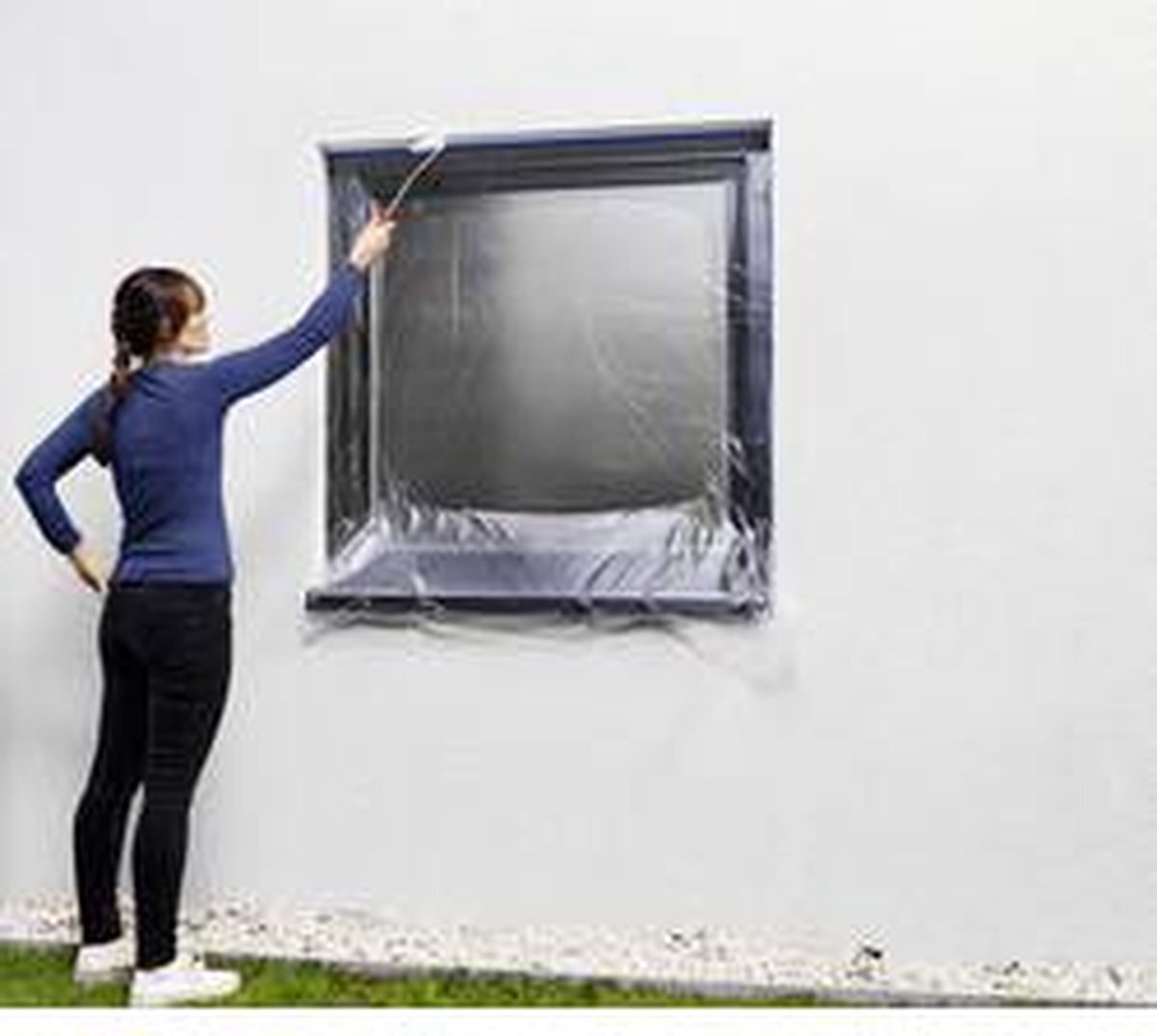 tesa Easy Cover Outdoor L - 2-in-1 schilderfolie met weefseltape - voor het afplakken en afdekken bij schilderwerk buitenshuis - schildertape met geïntegreerde folie - 20 m x 1,4 cm