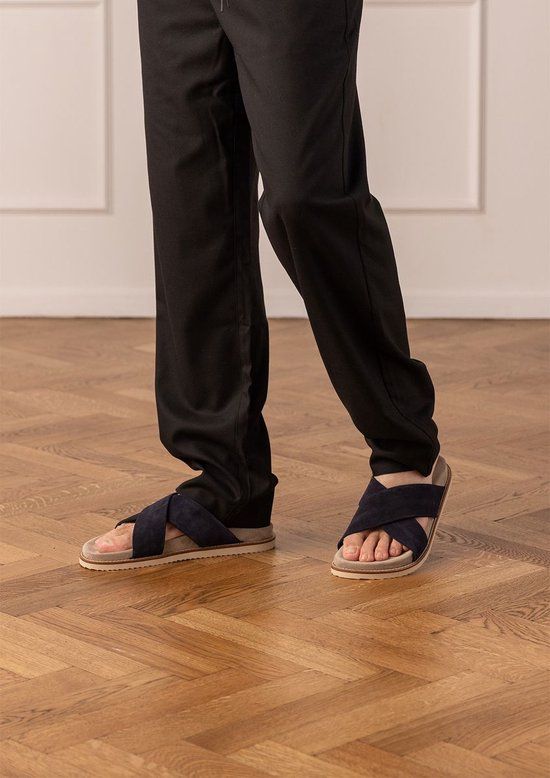 Manfield - Heren - Blauwe suède slippers - Maat 42
