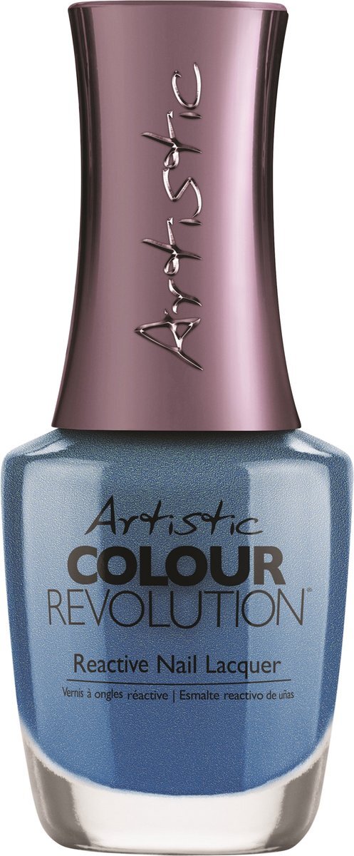 Artistic Nail design Colour Revolution 'Here to Sleigh'