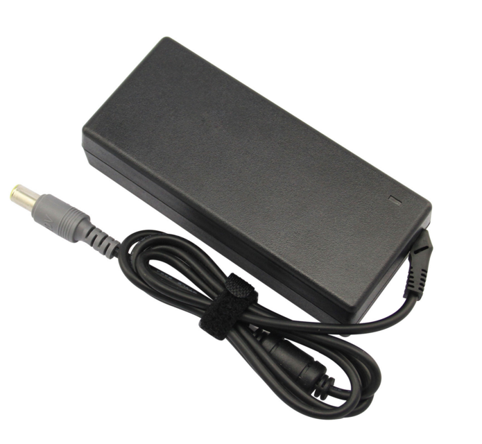 Lenovo ThinkPad 90W AC Adapter (EU1) - 92P1110