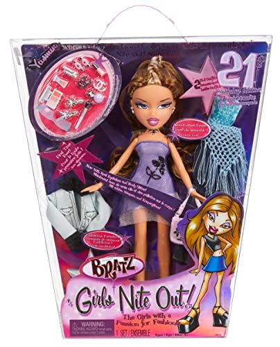 Bratz 21e Verjaardag Special Edition Modepop - YASMIN - 2 Fashion Outfits, 2 paar schoenen, tas, en glamoureuze accessoires - Fan Favourite Rerelease - Voor kinderen en verzamelaars van 4 jaar
