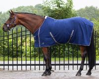 QHP Fleecedeken New Basic Met Kruissingels Blauw