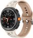 Strap-it Bloemvormig Siliconen Horlogebandje – Comfortabel, stijlvol & flexibel geschikt voor Samsung Galaxy Watch 9 (40/44mm) / Watch 8 (40/44mm) / 8 Classic (46mm) – Sterrenlicht & Beige