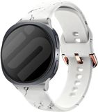 Strap-it Siliconen Marble bandje geschikt voor Samsung Galaxy Watch 9 (40/44mm) / Watch 8 (40/44mm) / 8 Classic (46mm) – comfortabel, flexibel, zweetbestendig – Wit