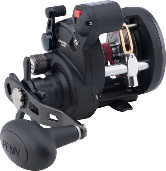 Penn Warfare 15 Levelwind LC Reel - Zwart - 524g