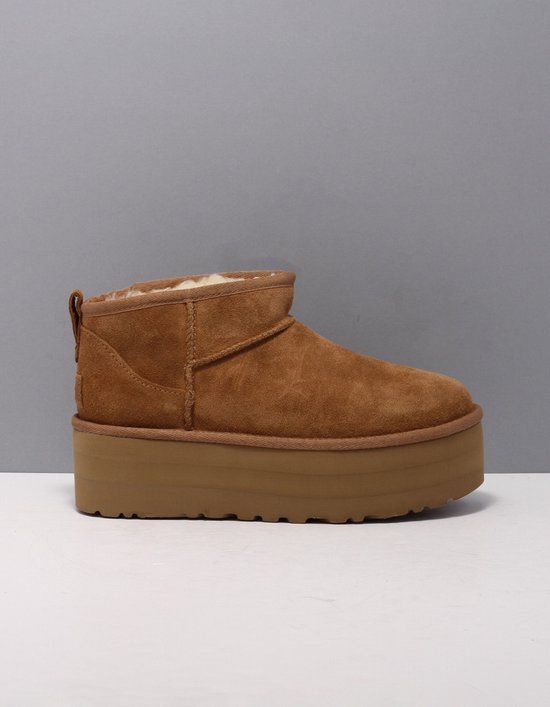 UGG CLASSIC ULTRA MINI PLATFORM W - Cognac - Maat 40