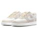 Nike Court Vision Low Sneakers Dames crème - wit