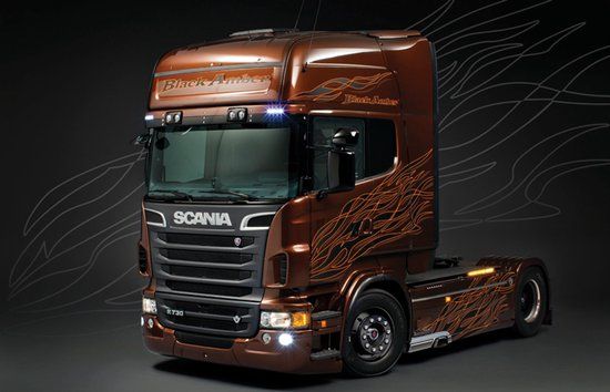 Italeri Scania R730 Black Amber - Modelbouwpakket 1:24 - 3897