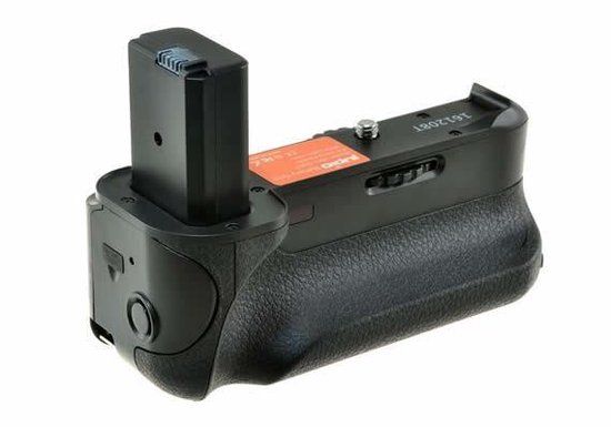 Jupio Battery Grip for Sony A6000 / A6300 / A6400 + Cable